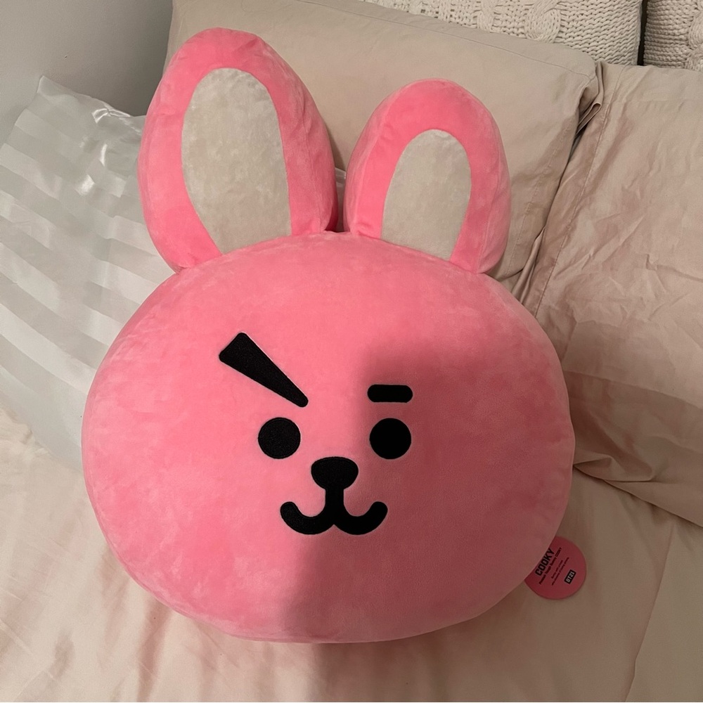 BT21 Jumbo Cooky Plush